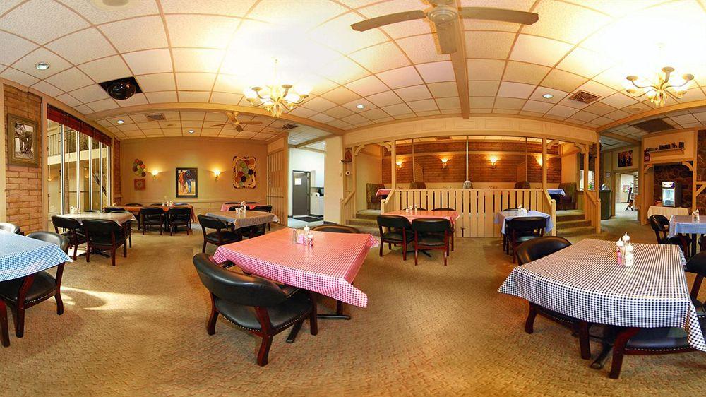 Lamar Rodeway Inn Cow Palace מראה חיצוני תמונה